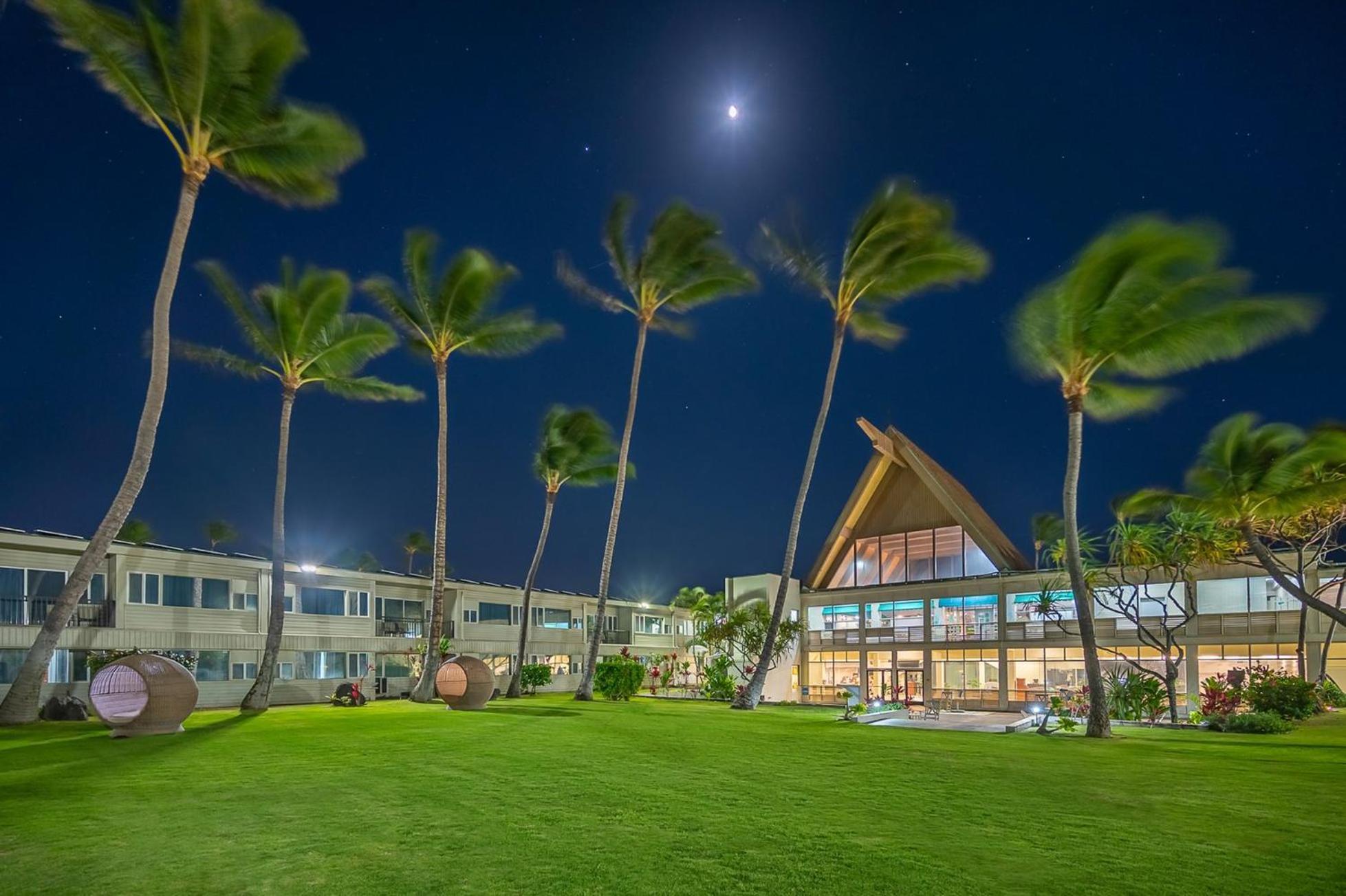 Maui Beach Hotel Kahului Exterior foto